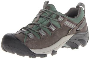 Keen Women Targhee shoes is great for hiking and travel